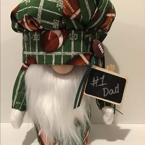 Touchdown gnome! 🏈